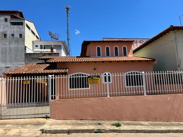Foto do Sobrado - Sobrado à venda 2 Quartos, 1 Suite, 3 Vagas, 250M², Rio de Una, Ibiúna - SP | BUSSOCABA ADMINISTRACAO DE BENS E IMOVEIS LTDA