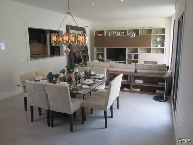 Sobrado com 350m² 4 quartos e 2 banheiros, à venda, no bairro Vila Esperia Ou Giglio em Atibaia