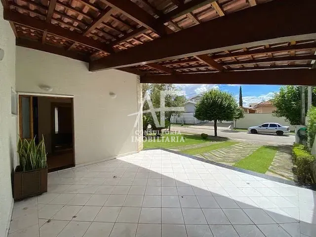 Sobrado com 440m² 4 quartos e 3 banheiros, à venda, no bairro Condomínio Village Taubaté em Taubaté