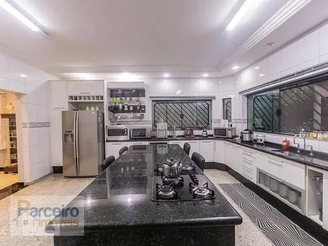 Casa com 348m² 4 quartos e 1 banheiro, à venda, no bairro Vila Nova Manchester em São Paulo
