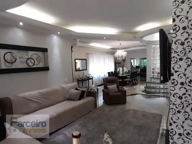 Casa com 348m² 4 quartos e 1 banheiro, à venda, no bairro Vila Nova Manchester em São Paulo