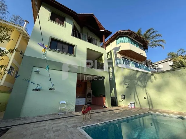 Casa 4 quartos e 5 banheiros, à venda, no bairro Jardim Itatinga em São Paulo