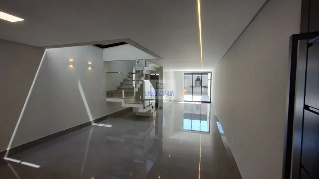 Sobrado, 3 quartos, 190 m² - Foto 1