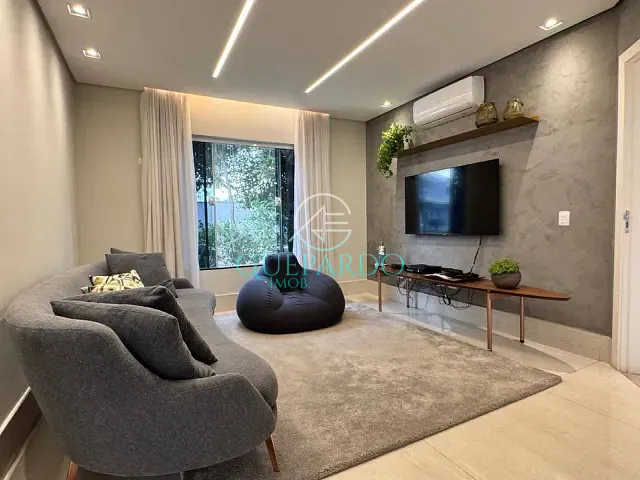 Sobrado com 330m² 5 quartos e 5 banheiros, à venda, no bairro Aragarça em Londrina