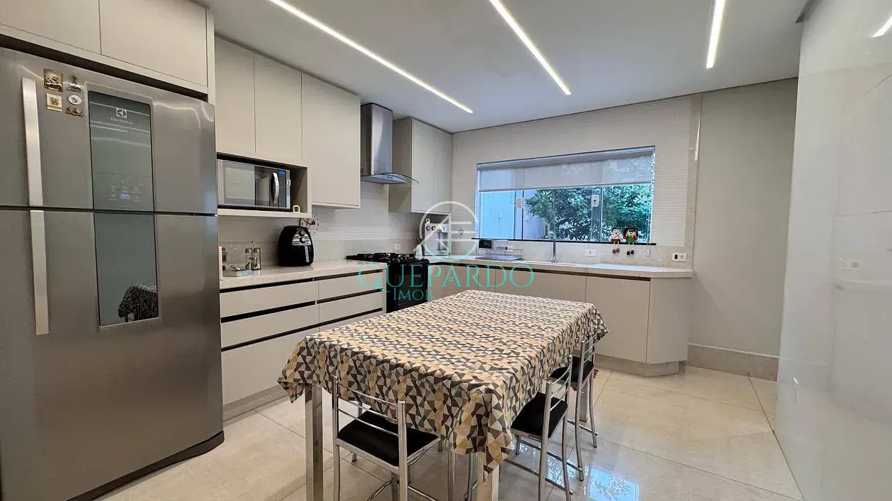Sobrado, 5 quartos, 280 m² - Foto 16