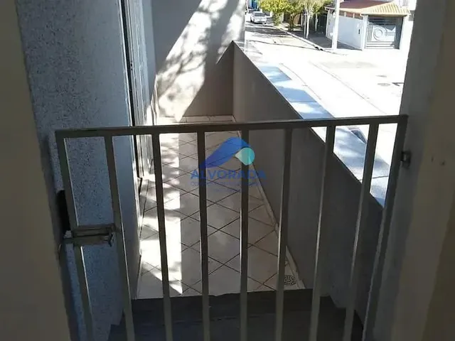 Sobrado com 250m² 4 quartos e 2 banheiros, à venda, no bairro Jardim Bela Vista em São José Dos Campos
