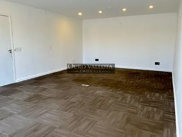 Sobrado com 184m², para alugar, no bairro Jardim Avelino em São Paulo