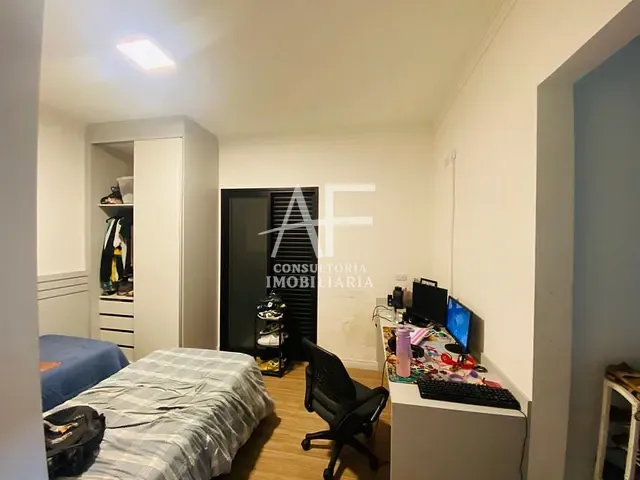 Sobrado com 277m² 4 quartos e 4 banheiros, à venda, no bairro Campos Do Conde em Tremembé