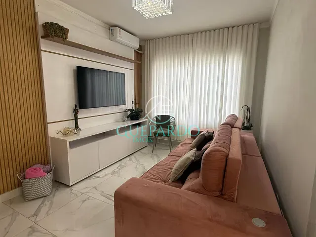 Sobrado com 200m² 3 quartos e 3 banheiros, à venda, no bairro Jardim Burle Marx em Londrina