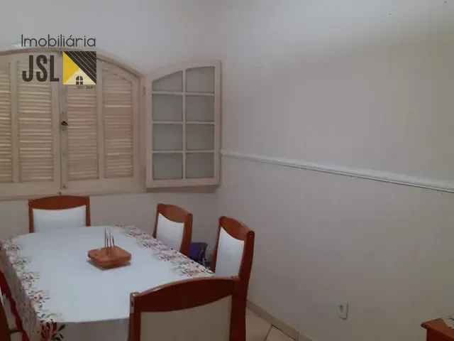 Sobrado com 154m² 5 quartos e 2 banheiros, à venda, no bairro Borda da Mata em Caçapava