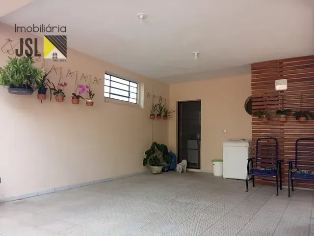 Sobrado com 150m² 2 quartos e 2 banheiros, à venda, no bairro Vila Resende em Caçapava
