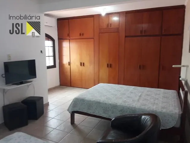 Sobrado com 150m² 2 quartos e 2 banheiros, à venda, no bairro Vila Resende em Caçapava
