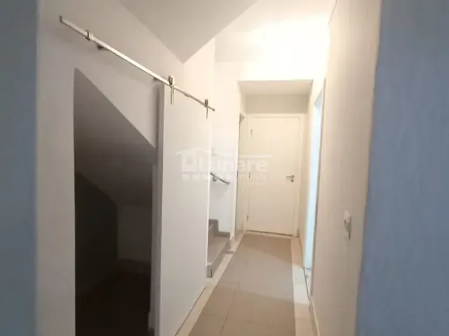 Sobrado 2 quartos e 2 banheiros, para alugar, no bairro Vila Suissa em Mogi das Cruzes