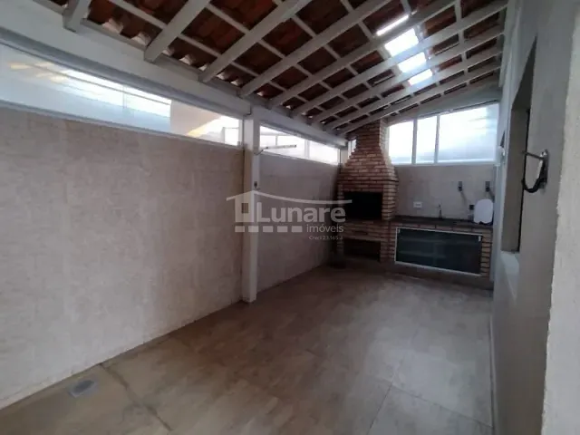 Sobrado 2 quartos e 2 banheiros, para alugar, no bairro Vila Suissa em Mogi das Cruzes