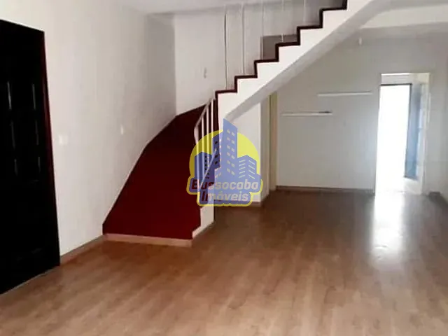 Sobrado com 122m² 3 quartos e 4 banheiros, à venda, no bairro Umuarama em Osasco