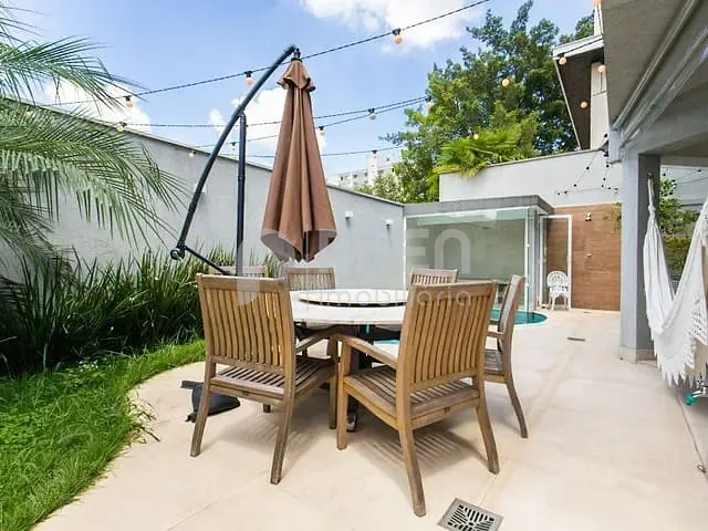 Casa 5 quartos e 7 banheiros, à venda, no bairro Santana em São Paulo