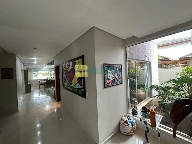 Sobrado com 1000m² 4 quartos e 5 banheiros, à venda, no bairro Parque Mirante Do Vale em Jacareí
