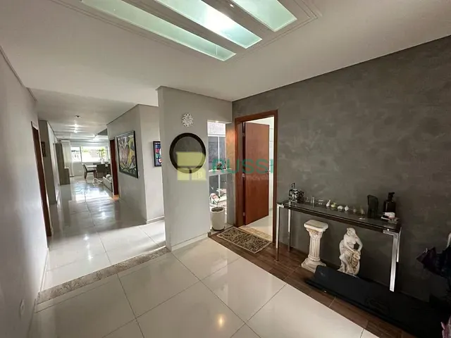 Sobrado com 1000m² 4 quartos e 5 banheiros, à venda, no bairro Parque Mirante Do Vale em Jacareí
