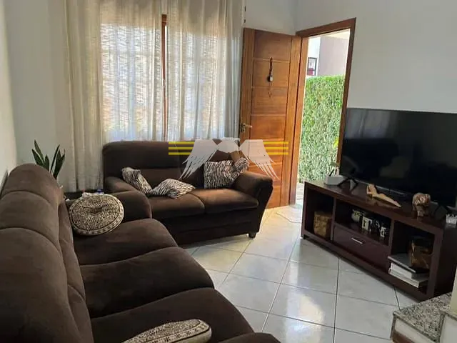 Sobrado 2 quartos e 2 banheiros, à venda, no bairro Centro em Atibaia