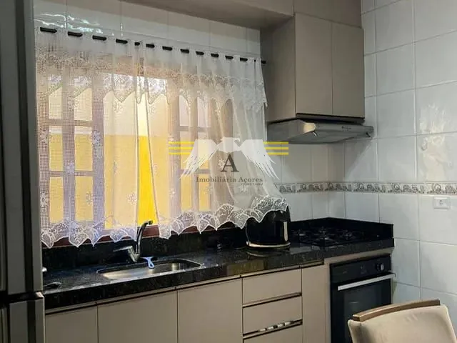 Sobrado 2 quartos e 2 banheiros, à venda, no bairro Centro em Atibaia