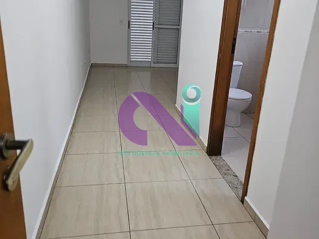 Sobrado com 300m² 4 quartos e 2 banheiros, à venda, no bairro Vila Yara em Osasco