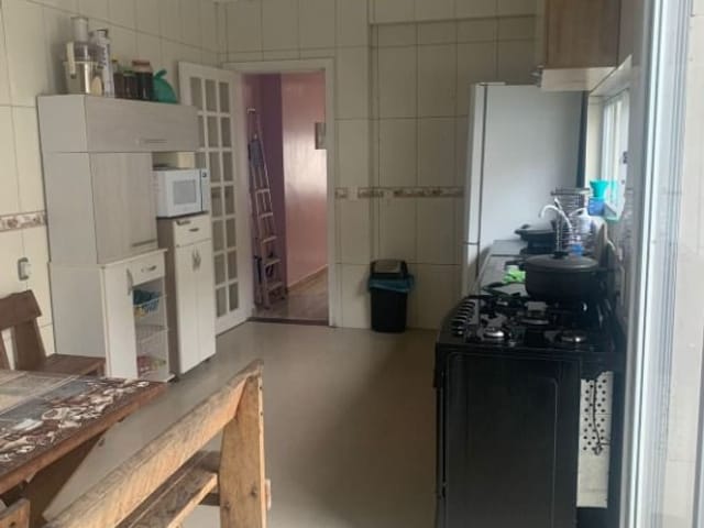 Casa com 300m² 4 quartos e 4 banheiros, à venda, no bairro Fragata em Pelotas
