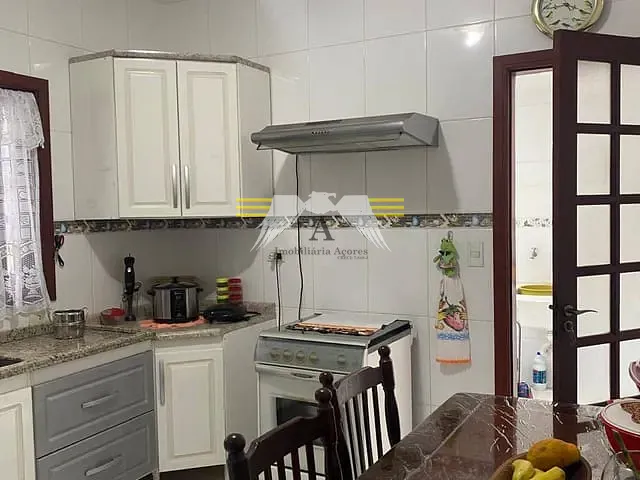 Sobrado com 125m² 2 quartos e 2 banheiros, à venda, no bairro Centro em Atibaia