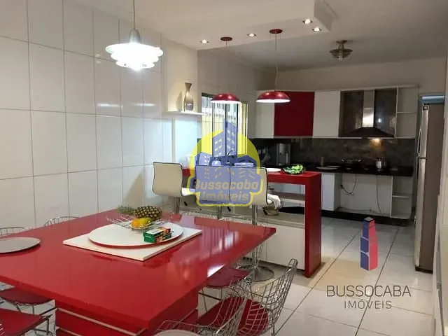 Sobrado com 160m² 3 quartos e 2 banheiros, à venda, no bairro Padroeira em Osasco