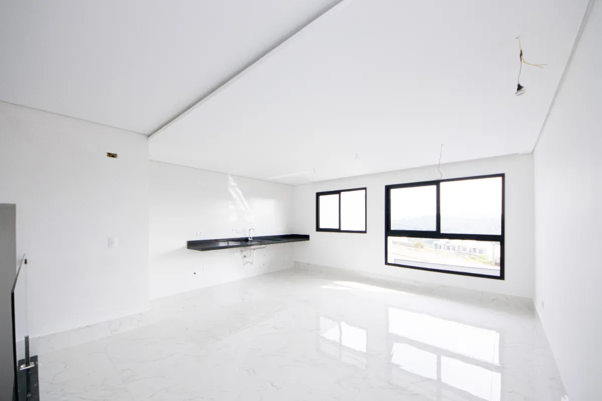 Sobrado para venda em Portais (Polvilho) com 3 quartos, sendo 3 suítes, 189m²
