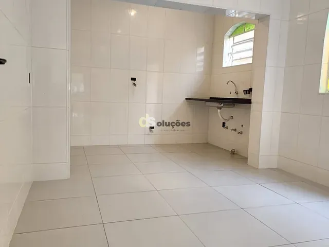 Sobrado com 160m² 3 quartos e 2 banheiros, à venda, no bairro Vila Campo Grande em São Paulo
