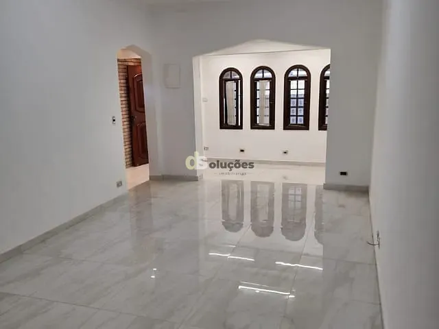 Sobrado com 160m² 3 quartos e 2 banheiros, à venda, no bairro Vila Campo Grande em São Paulo