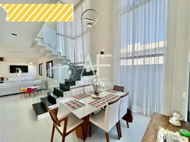 Sobrado com 300m² 3 quartos e 4 banheiros, à venda, no bairro Piedade em Caçapava