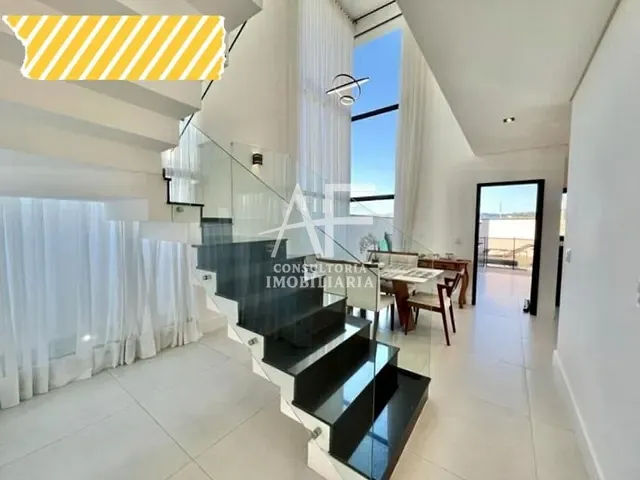 Sobrado com 300m² 3 quartos e 4 banheiros, à venda, no bairro Piedade em Caçapava