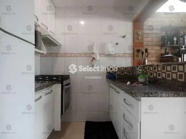 Sobrado com 70m² 2 quartos e 2 banheiros, à venda, no bairro Jardim Araguaia em Mauá