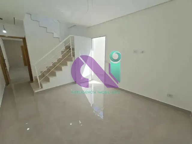 Sobrado com 130m² 3 quartos e 3 banheiros, à venda, no bairro Umuarama em Osasco