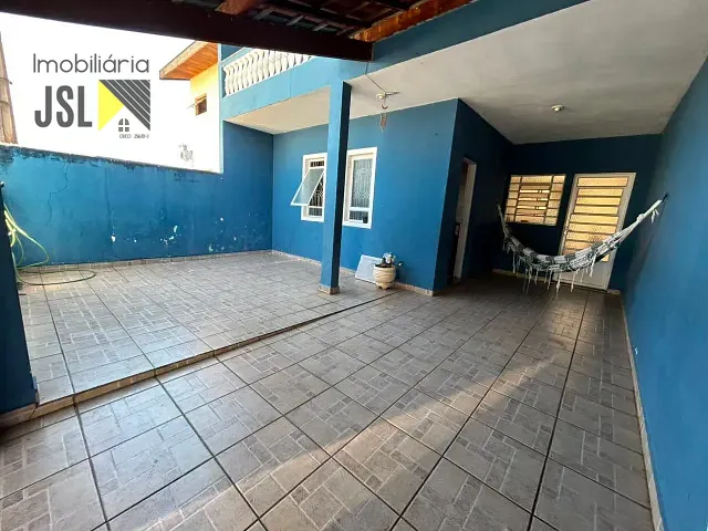Sobrado com 140m² 5 quartos e 4 banheiros, à venda, no bairro Borda da Mata em Caçapava