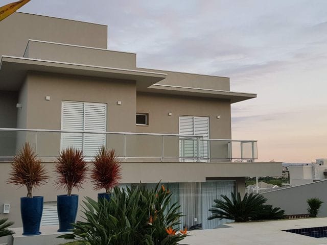 Sobrado com 900m² 4 quartos e 5 banheiros, à venda, no bairro Condomínio Reserva do Paratehy em São José dos Campos