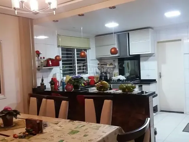 Sobrado 3 quartos e 4 banheiros, à venda, no bairro Residencial Algarve em Mogi das Cruzes