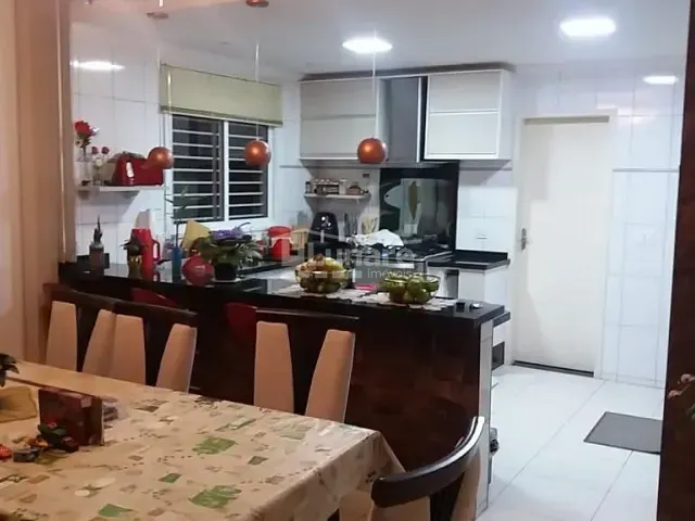 Sobrado 3 quartos e 4 banheiros, à venda, no bairro Residencial Algarve em Mogi das Cruzes