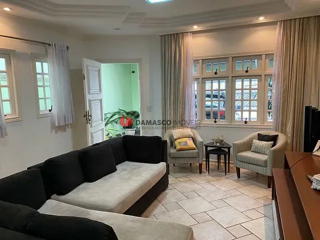 Sobrado com 180m² 3 quartos e 2 banheiros, à venda, no bairro Sítio da Figueira em São Paulo