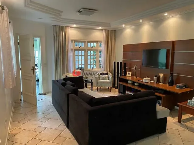 Sobrado com 180m² 3 quartos e 2 banheiros, à venda, no bairro Sítio da Figueira em São Paulo