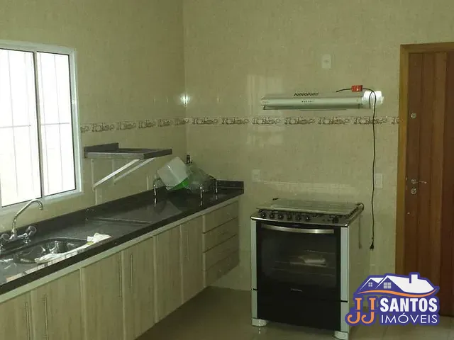 Sobrado com 175m² 3 quartos e 3 banheiros, à venda, no bairro Vila Bertioga em São Paulo