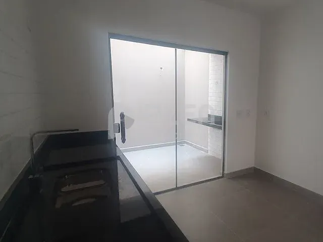 Sobrado 3 quartos e 4 banheiros, à venda, no bairro Vila Isolina Mazzei em São Paulo