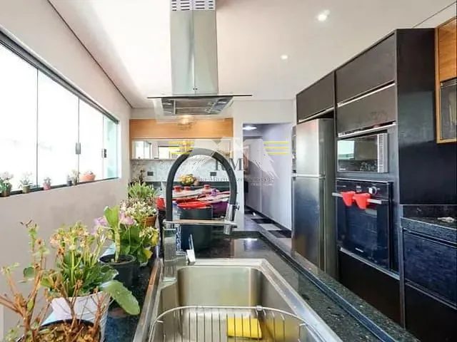 Sobrado com 125m² 3 quartos e 1 banheiro, à venda, no bairro Jardim Vila Formosa em São Paulo