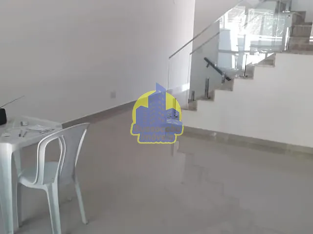 Sobrado com 111m² 3 quartos e 1 banheiro, à venda, no bairro Vila Campesina em Osasco