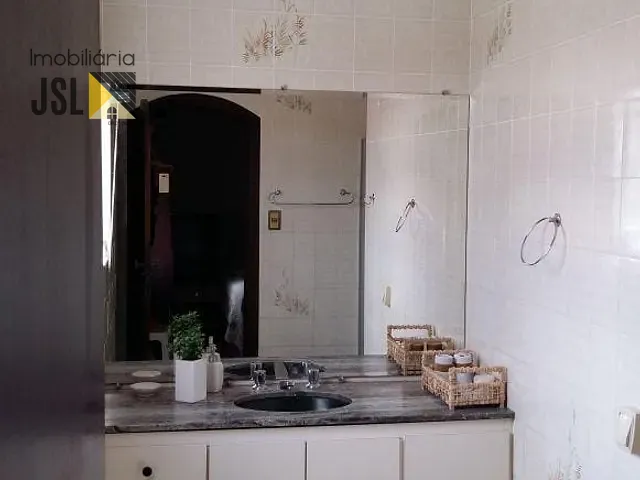 Sobrado com 204m² 3 quartos e 4 banheiros, à venda, no bairro Jardim Julieta em Caçapava
