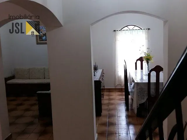Sobrado com 204m² 3 quartos e 4 banheiros, à venda, no bairro Jardim Julieta em Caçapava
