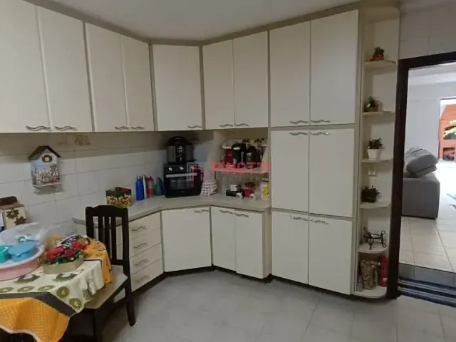 Sobrado 3 quartos e 2 banheiros, à venda, no bairro Dos Casa em São Bernardo do Campo