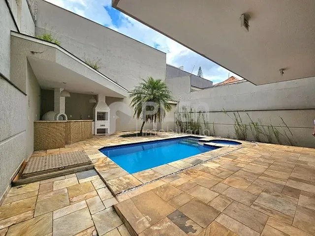 Sobrado 4 quartos e 7 banheiros, à venda, no bairro Jardim Leonor Mendes de Barros em São Paulo