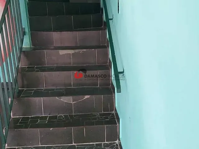 Sobrado com 211m² 2 quartos e 1 banheiro, à venda, no bairro Cerâmica em São Caetano do Sul